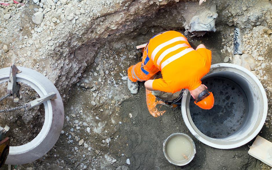 déboucher une canalisation d'eaux usées Lésigny
